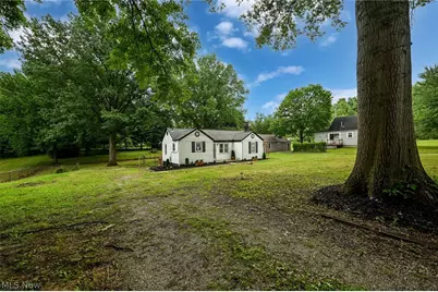 2933 S Hametown Road, Norton, OH 44203 - Photo 17