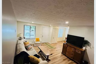 1651 Mentor Avenue #2208, Painesville, OH 44077 - Photo 5