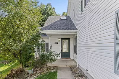 569 Hilltop Terrace, Tallmadge, OH 44278 - Photo 5