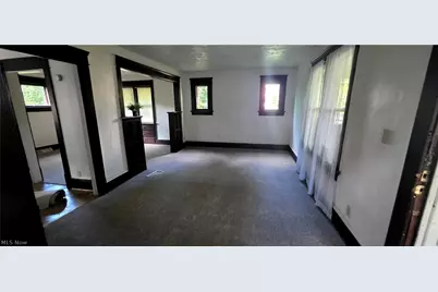 382 W Cedar Street, Akron, OH 44307 - Photo 3