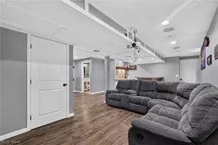 1310 Morning Star Dr, Roaming Shores, OH 44084 - Photo 7
