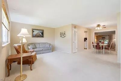 819 Navajo Trail, Macedonia, OH 44056 - Photo 5
