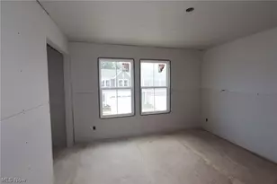5090 Shepherds Gln, Willoughby, OH 44094 - Photo 7