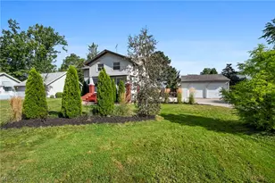 4651 E Lake Rd, Sheffield Lake, OH 44054 - Photo 35