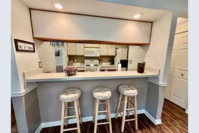 147 Marwyck Place Lane Place, Northfield Center, OH 44067 - Photo 15