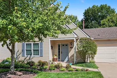 147 Marwyck Place Lane Place, Northfield Center, OH 44067 - Photo 1