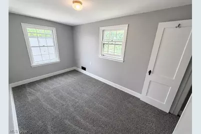 457 Taylor Street, Zanesville, OH 43701 - Photo 11