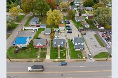 1077 W State Street, Alliance, OH 44601 - Photo 25