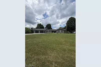 3705 Clay Pike, Zanesville, OH 43701 - Photo 1