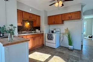 715 E Catawba Ave, Akron, OH 44306 - Photo 3