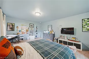 8201 Kellydale St NW, Massillon, OH 44646 - Photo 25