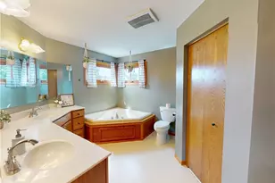 11065 Dunsby Ave NW, Uniontown, OH 44685 - Photo 17