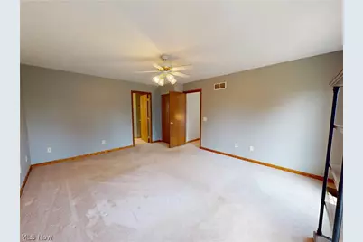 11065 Dunsby Avenue NW, Uniontown, OH 44685 - Photo 19