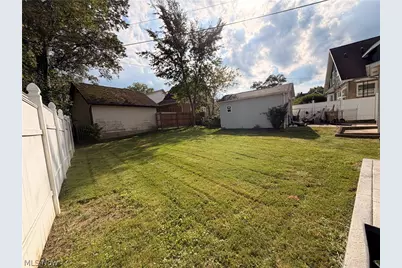 240 Roosevelt Avenue, Cuyahoga Falls, OH 44221 - Photo 29