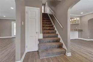 805 Greenwood Ave, Akron, OH 44320 - Photo 5