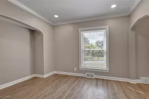 805 Greenwood Ave, Akron, OH 44320 - Photo 9