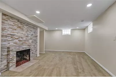 805 Greenwood Avenue, Akron, OH 44320 - Photo 25