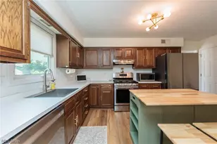 5841 Royal Dr, Willoughby, OH 44094 - Photo 13