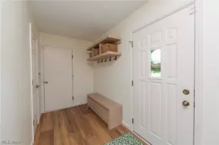 5841 Royal Dr, Willoughby, OH 44094 - Photo 3