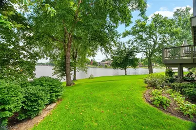5234 Pinedrive Circle NW, Canton, OH 44718 - Photo 35