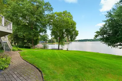 5234 Pinedrive Circle NW, Canton, OH 44718 - Photo 35