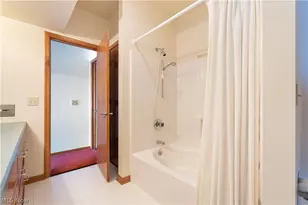 5234 Pinedrive Cir NW, Canton, OH 44718 - Photo 31