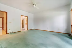 5234 Pinedrive Cir NW, Canton, OH 44718 - Photo 21