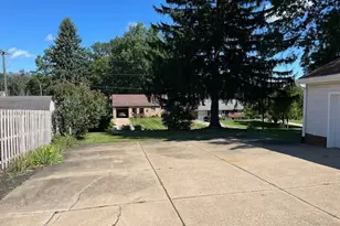 313 Schneider St, North Canton, OH 44720 - Photo 35