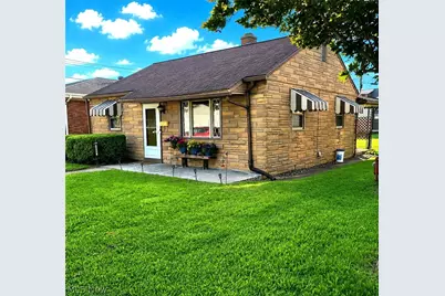 4365 Highland Avenue, Shadyside, OH 43947 - Photo 1