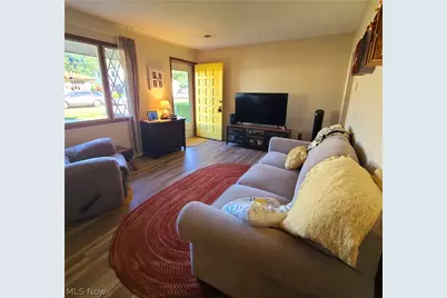 4365 Highland Avenue, Shadyside, OH 43947 - Photo 5