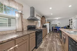431 Westwoods, Amherst, OH 44001 - Photo 23