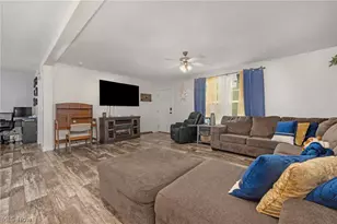 431 Westwoods, Amherst, OH 44001 - Photo 15