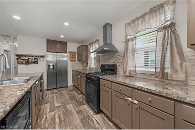 431 Westwoods, Amherst, OH 44001 - Photo 21
