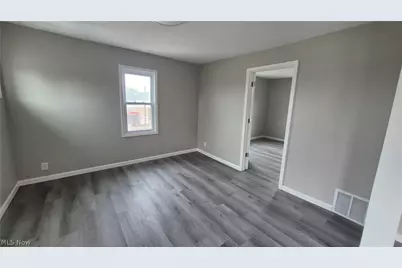 3278 W 117th Street #UP, Loveland, OH 44111 - Photo 7