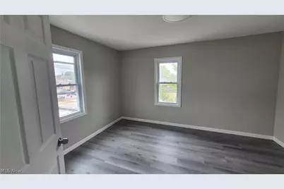 3278 W 117th Street #UP, Loveland, OH 44111 - Photo 9