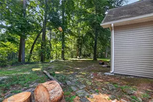 1153 Orchard Grove Dr, Geneva, OH 44041 - Photo 7