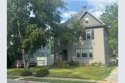 219 N Elm Street, Orrville, OH 44667 - Photo 1