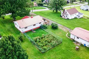 275 Ward Dr N, Wintersville, OH 43953 - Photo 9