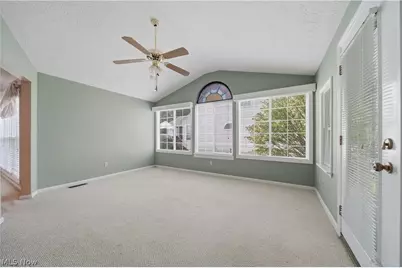 4435 Dalbury Avenue NE, Canton, OH 44714 - Photo 9