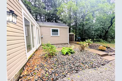 1739 E Turkeyfoot Lake Road, Akron, OH 44312 - Photo 33