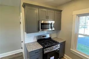 134 Park St NW, Navarre, OH 44662 - Photo 5