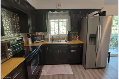 218 West Boulevard, Mingo Junction, OH 43938 - Photo 7
