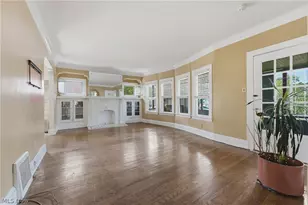890 Hamlin St, Akron, OH 44320 - Photo 5