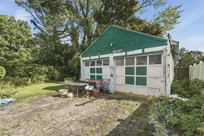 890 Hamlin Street, Akron, OH 44320 - Photo 47