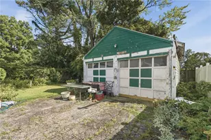 890 Hamlin St, Akron, OH 44320 - Photo 47
