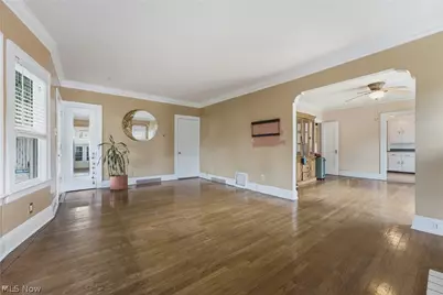 890 Hamlin Street, Akron, OH 44320 - Photo 7