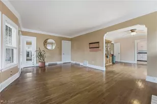 890 Hamlin St, Akron, OH 44320 - Photo 7