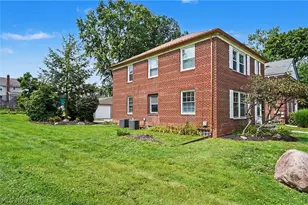 1864 13th St, Cuyahoga Falls, OH 44223 - Photo 3