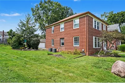 1864 13th Street, Cuyahoga Falls, OH 44223 - Photo 3