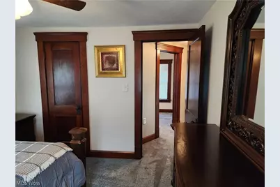 516 Bond Street, Elyria, OH 44035 - Photo 11